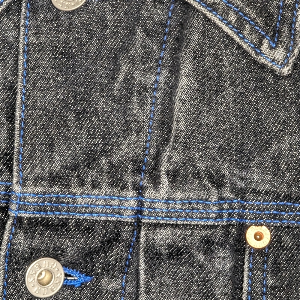 Vintage 90's Guess? Denim Jacket - Picture 5 of 5